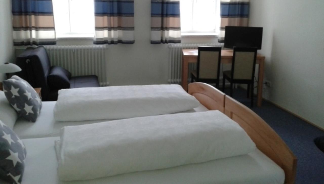 Hotel Zum Waldstein ไวเซินชตัดท์ ภายนอก รูปภาพ